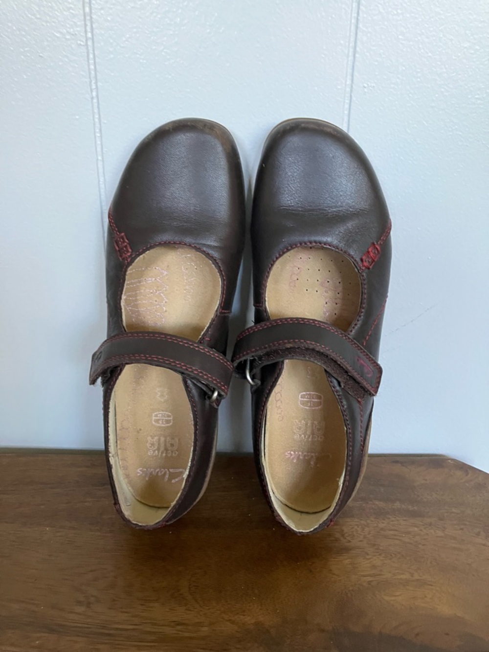 Clarks Dark Brown Leather Mary Jane Flats with Contrast Stitching - Picture 3 of 7